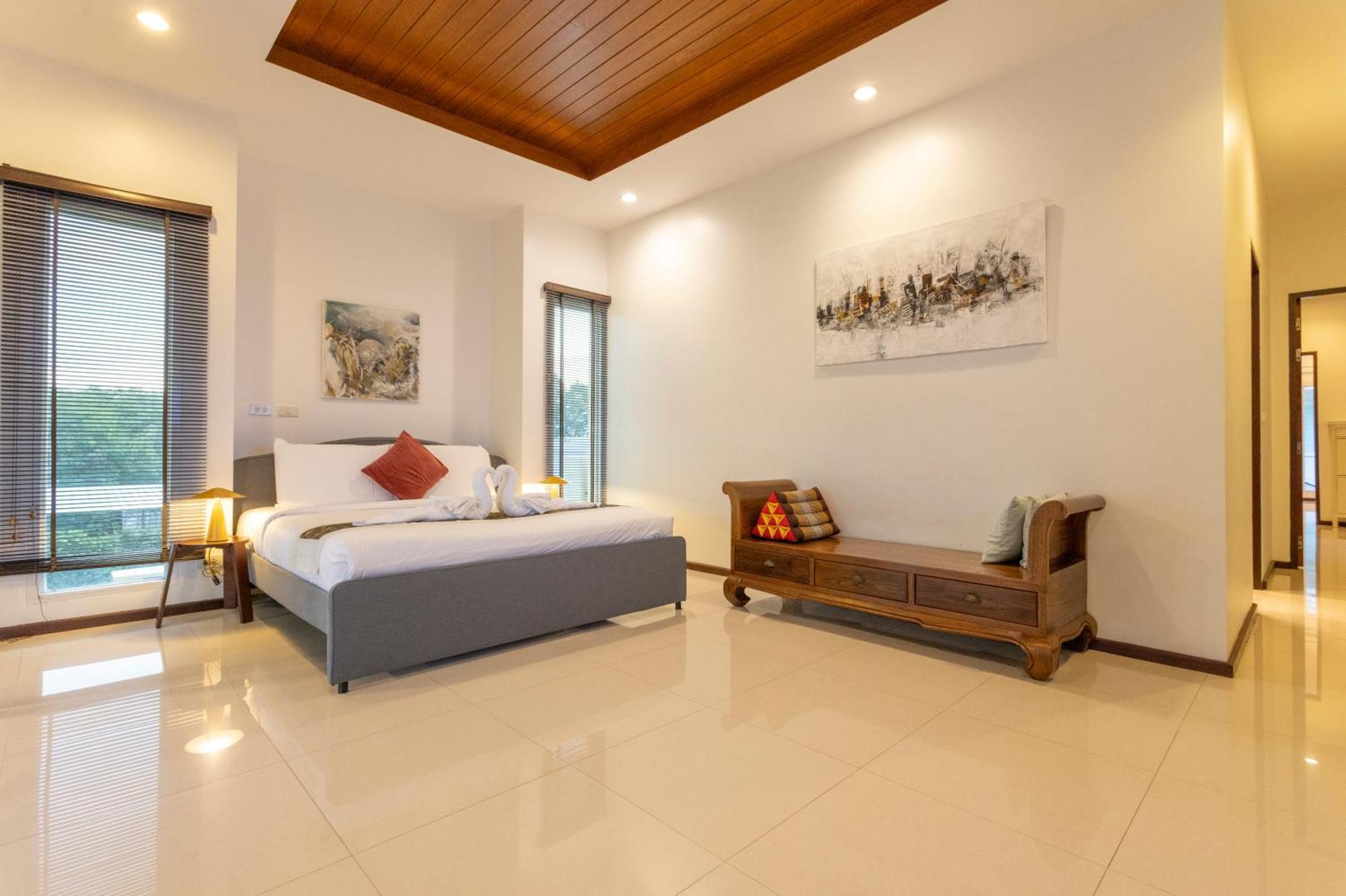 V153 Ultimate Tropical Getaway With Private Pool