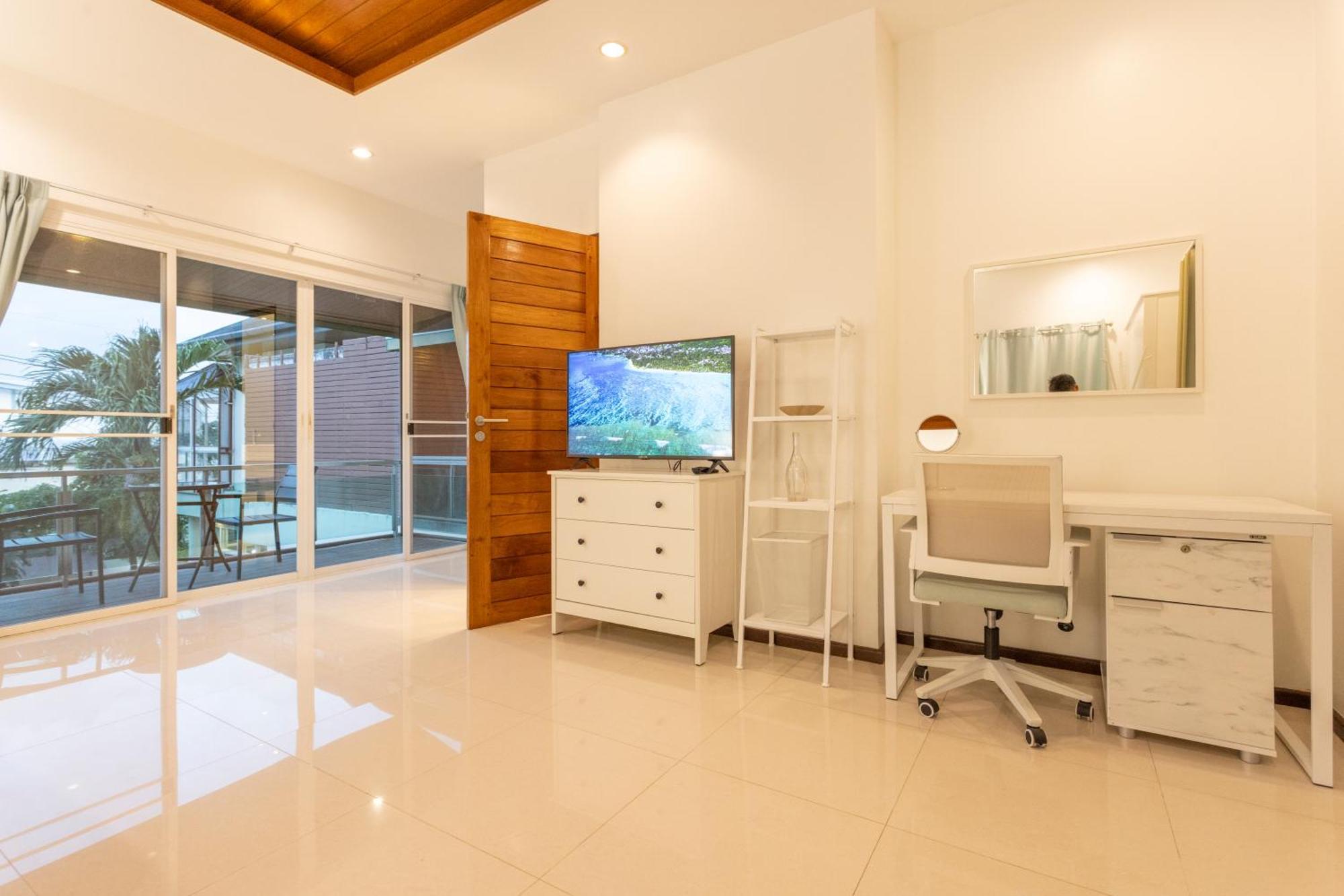 V153 Ultimate Tropical Getaway With Private Pool Phuket